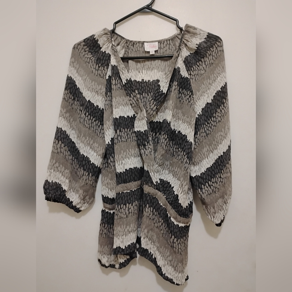 Parker Blouse Size Small – Classic Chic Top